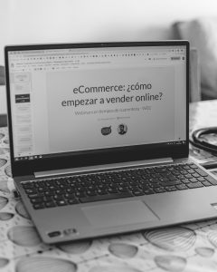 Webinar eCommerce básico: ¿cómo empezar a vender online? por Facundo Daniel Tula